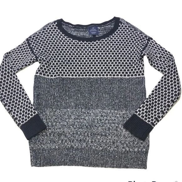 American Eagle Vintage Boyfriend Black and White Knitted Crewneck Sweater Small - Picture 1 of 6